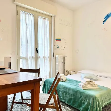 Apartment Golden Luxe - Graffiti House *